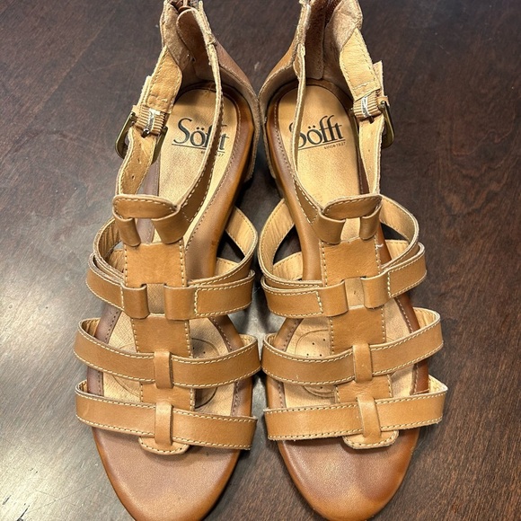 Sofft Tan Leather Sandals with Woven Straps - Picture 2 of 5